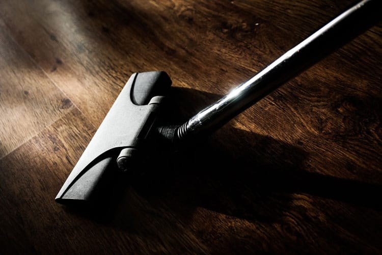 vacuum cleaner to eliminate indoor air pollution