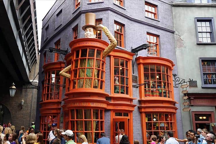 Diagon Alley: The Magic Begins