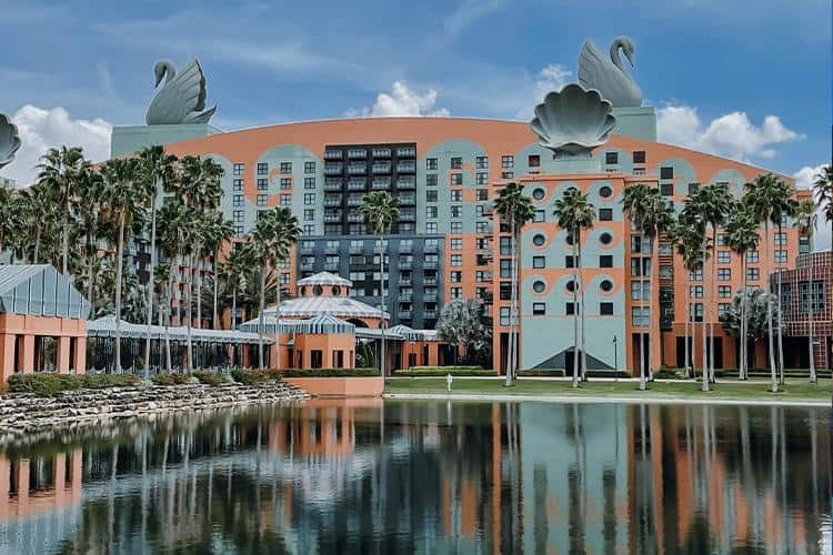 Hoteles Y Villas De Lujo: Walt Disney World Swan Reserve &Amp; Polynesian Village Resort