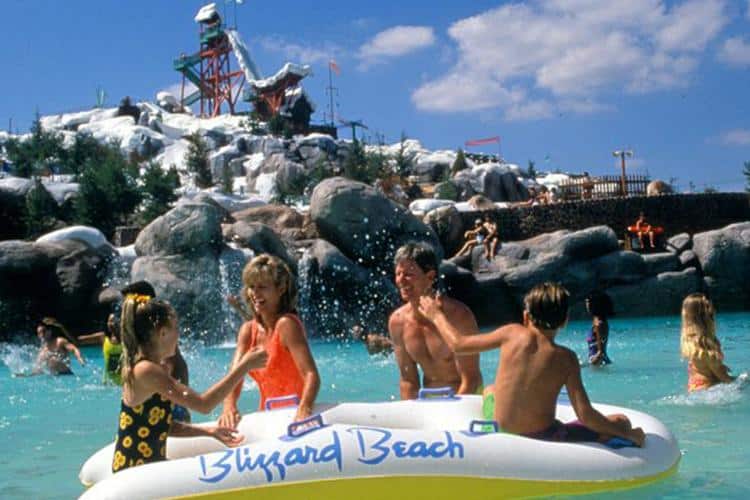 Comparación Entre Typhoon Lagoon Y Blizzard Beach