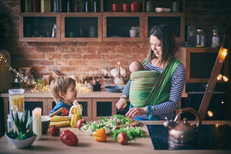 How To Properly Use A Baby Carrier