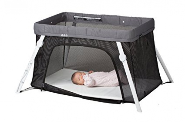 Lotus Travel Crib Portable Baby Playard W Linens Reno Nevada