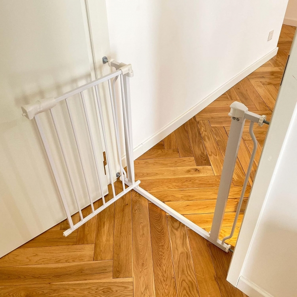 BalanceFrom Easy Walk-Thru Safety Gate for Doorways and Stairways with Auto-Close/Hold-Open Features, Multiple Sizes,White 30-inch Tall, With Caps Fits 29.1 - 33.8" Wide