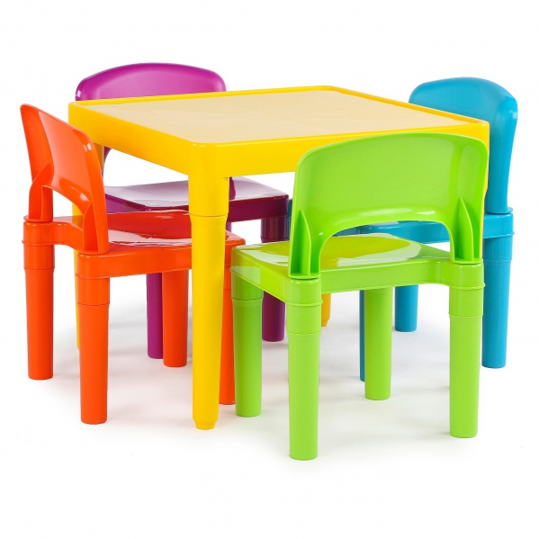 Kids Table And Four Chairs Rental In Santa Cruz Ca By Brooke Kane