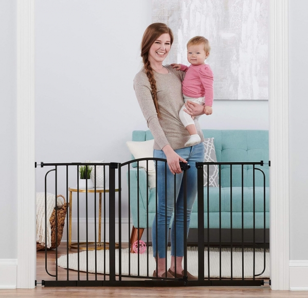 Regalo 58-Inch Home Accents Super Wide Walk Through Baby Gate & Easy Step 49-Inch Extra Wide Baby Gate