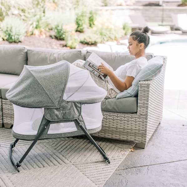 Baby Delight Go With Me Slumber Deluxe Portable Rocking Bassinet, Charcoal Tweed Fashion